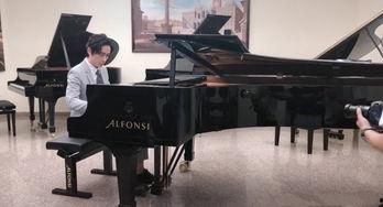 哪些明星会弹钢琴,盘点弹钢琴的明星阵容