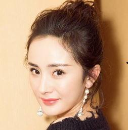 交加眉明星,独特魅力，引领时尚潮流  第2张