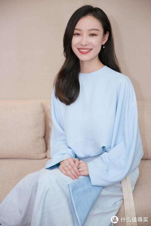 倪妮生活照日常,简约时尚，尽显女神魅力  第3张