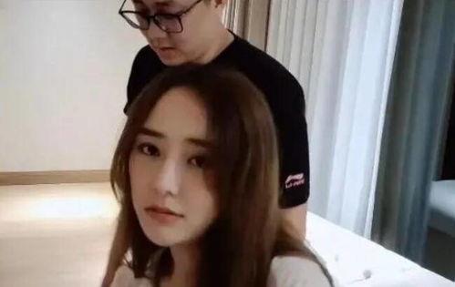 斗鱼女主播裙子掉了 第2张 斗鱼女主播裙子掉了 第2张