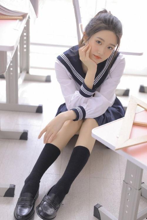 日本制服美女图片 第3张 日本制服美女图片 第3张