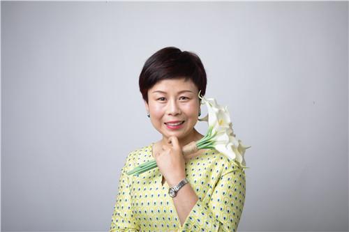 刘晶个人资料,才华横溢的青年才俊,多领域成就斐然 第1张 刘晶个人资料,才华横溢的青年才俊,多领域成就斐然 第1张